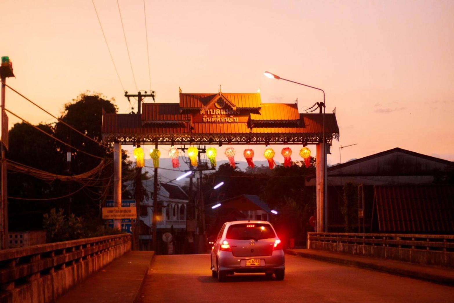 Bk Hotel Mae Sariang Dış mekan fotoğraf