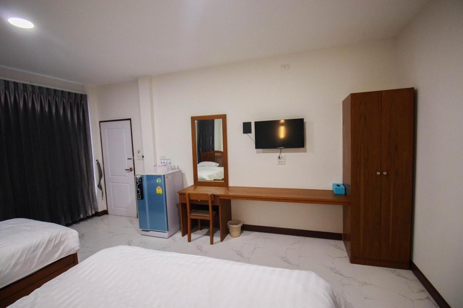 Bk Hotel Mae Sariang Dış mekan fotoğraf
