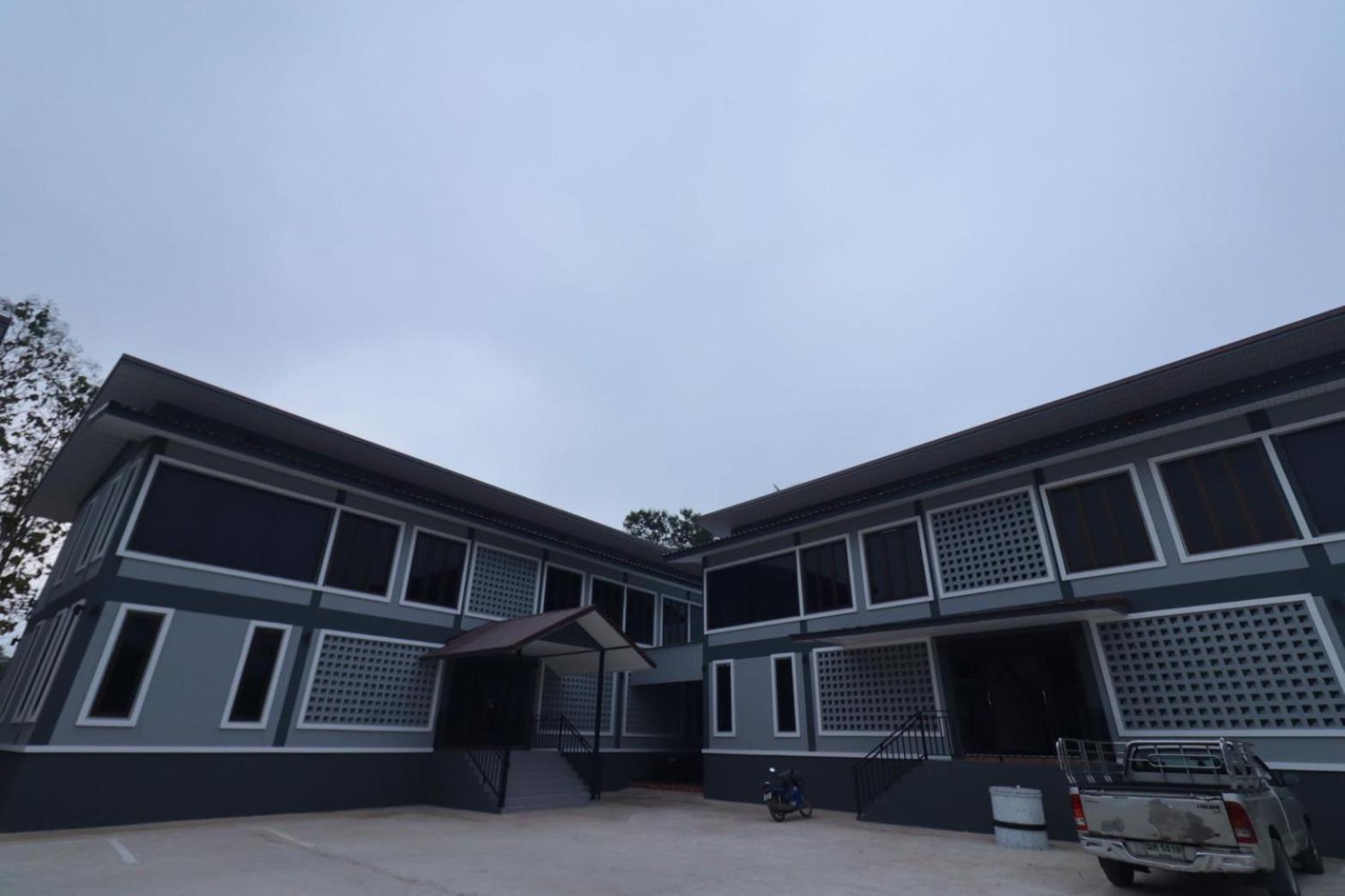 Bk Hotel Mae Sariang Dış mekan fotoğraf